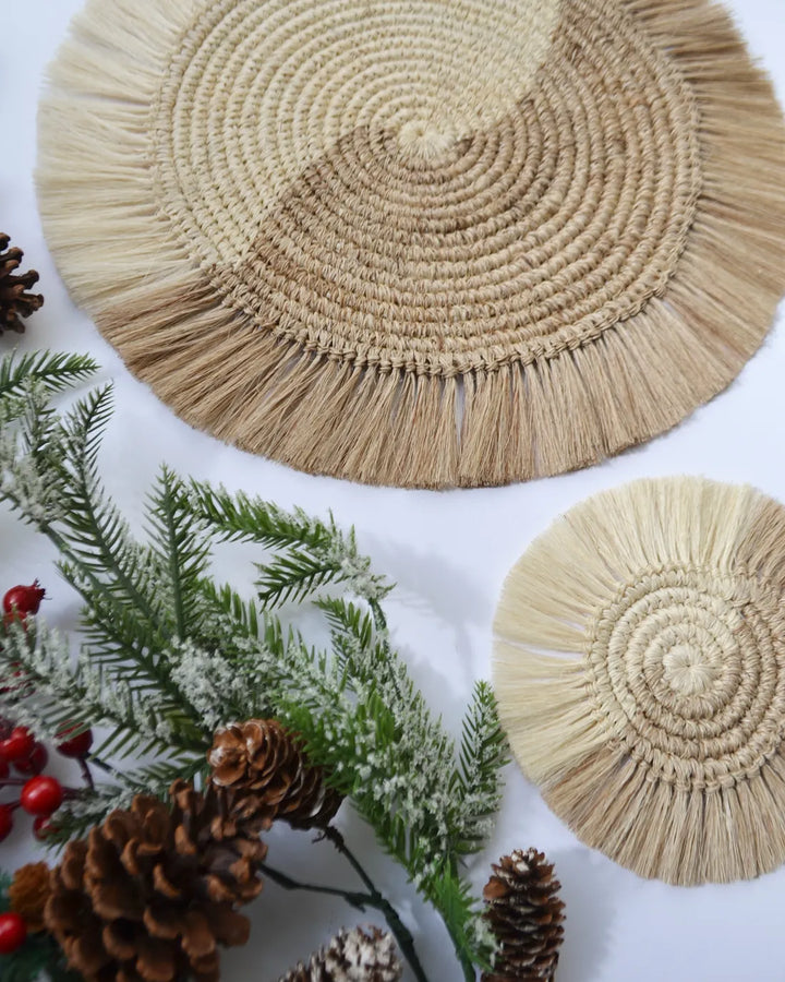 NATIVA DISEÑO SET INDIVIDUALES FLECOS X6 CON PORTAVASOS