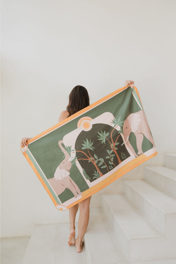 MANTTA TOALLA PLAYERA DE MICROFIBRA OASIS OLIVA