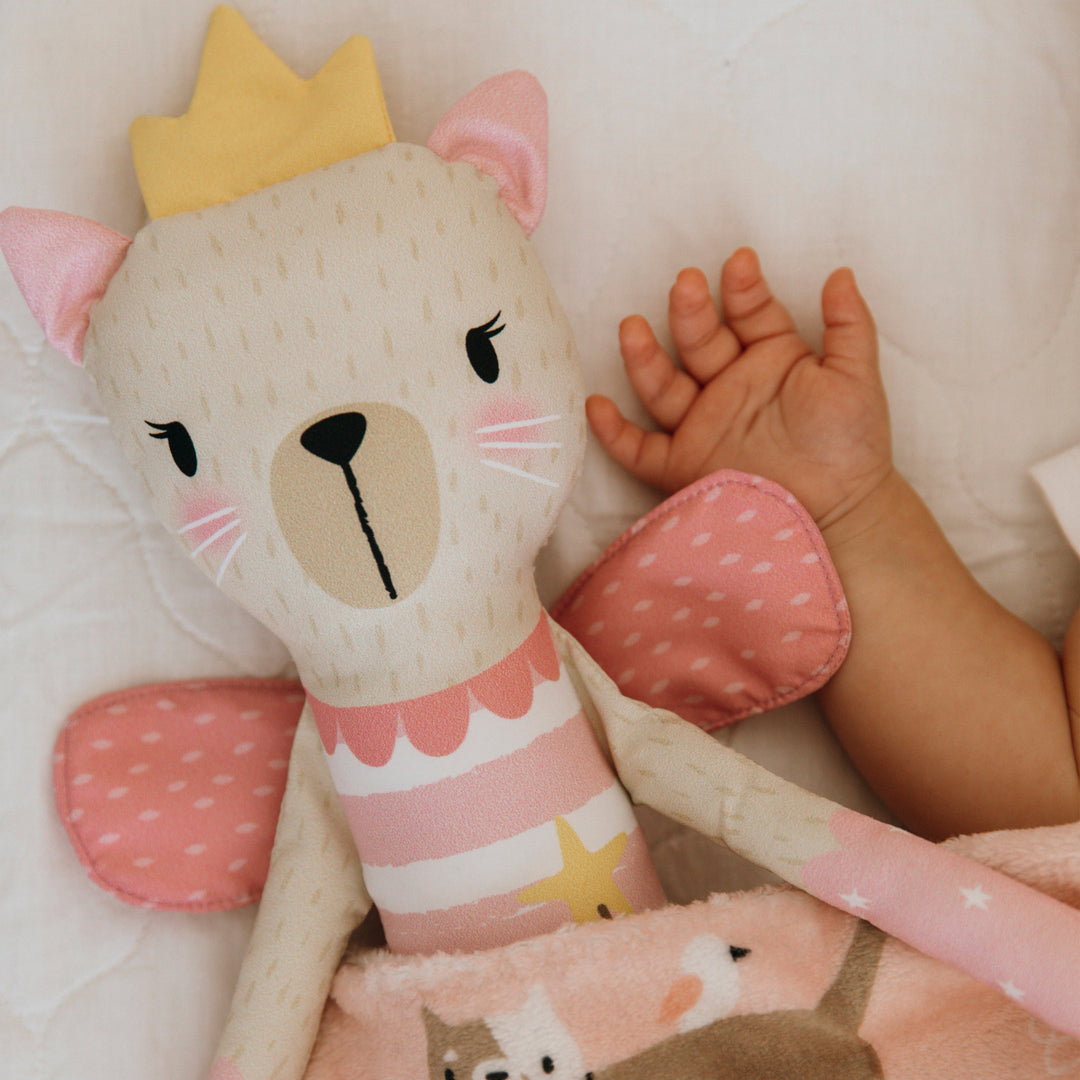LA PEQUEÑA GALERIA 7707502002398 PEL5056L PELUCHE GATICA PRINCESA FLORA