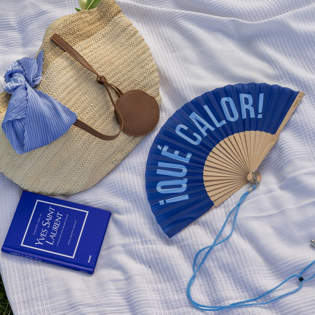18 RAZONES  ABANICO QUÉ CALOR AZUL