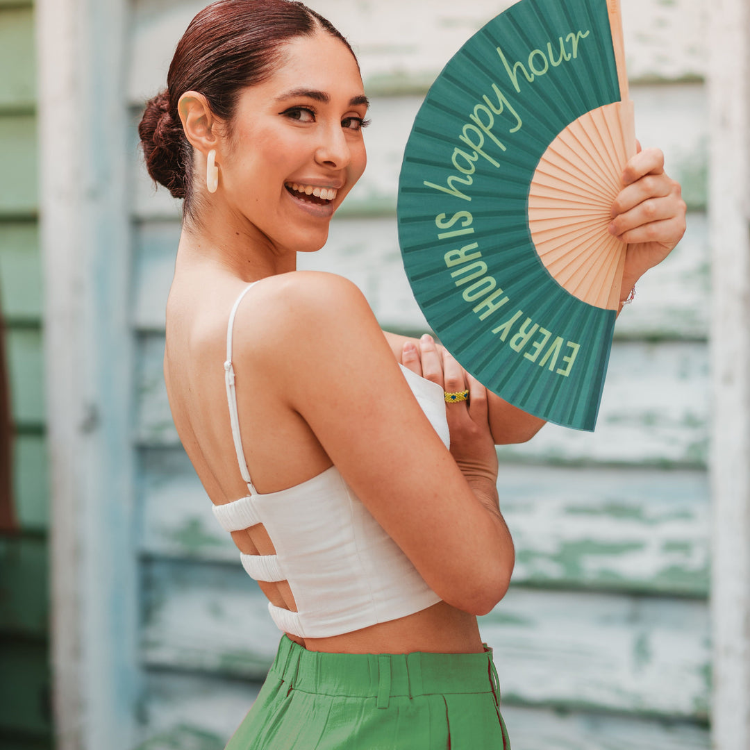 18 RAZONES  ABANICO EVERY HOUR IS HAPPY HOUR