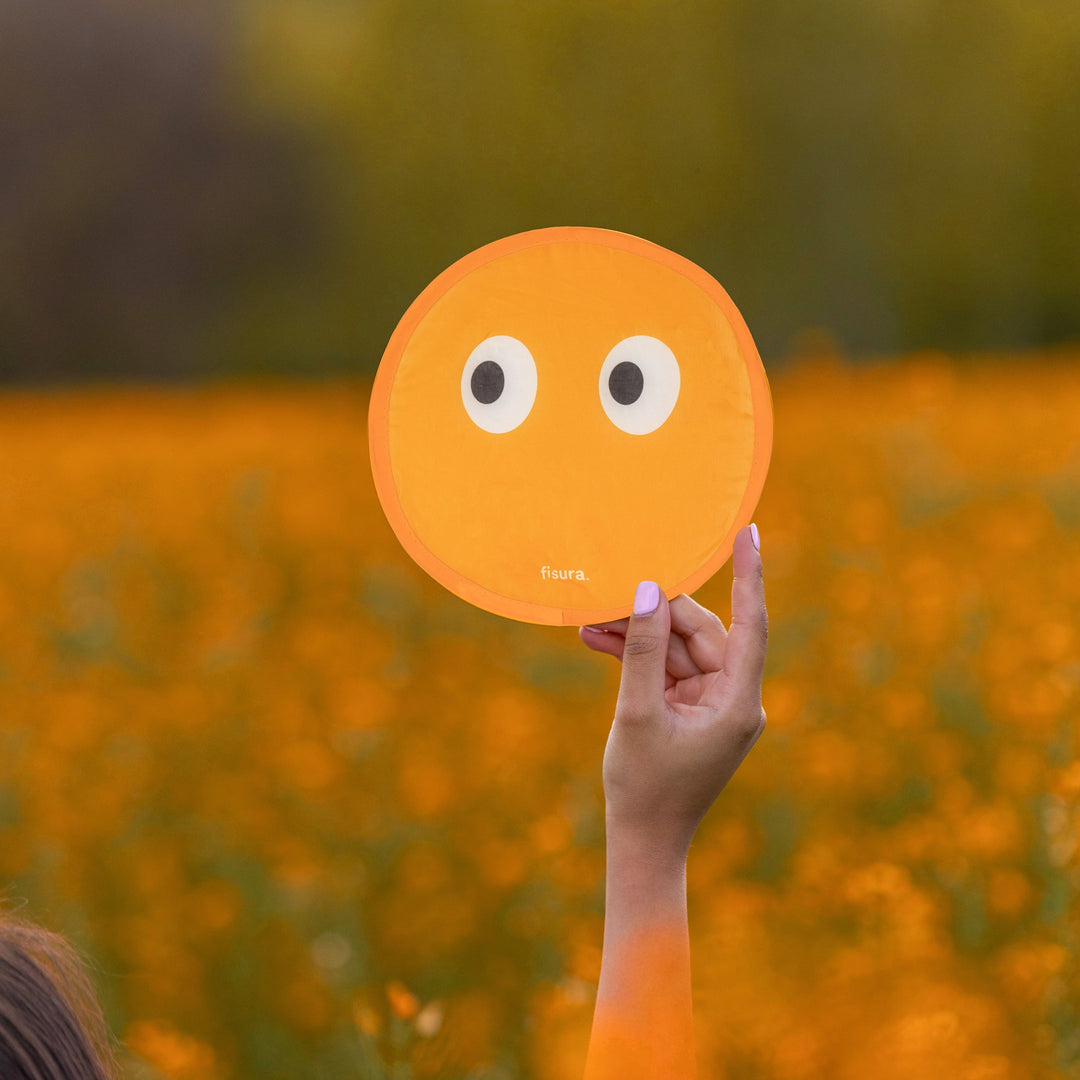 18 RAZONES  ABANICO PLEGABLE OJOS