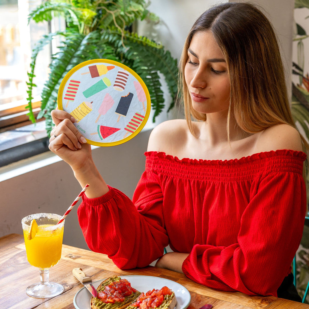 18 RAZONES  ABANICO PLEGABLE HELADOS