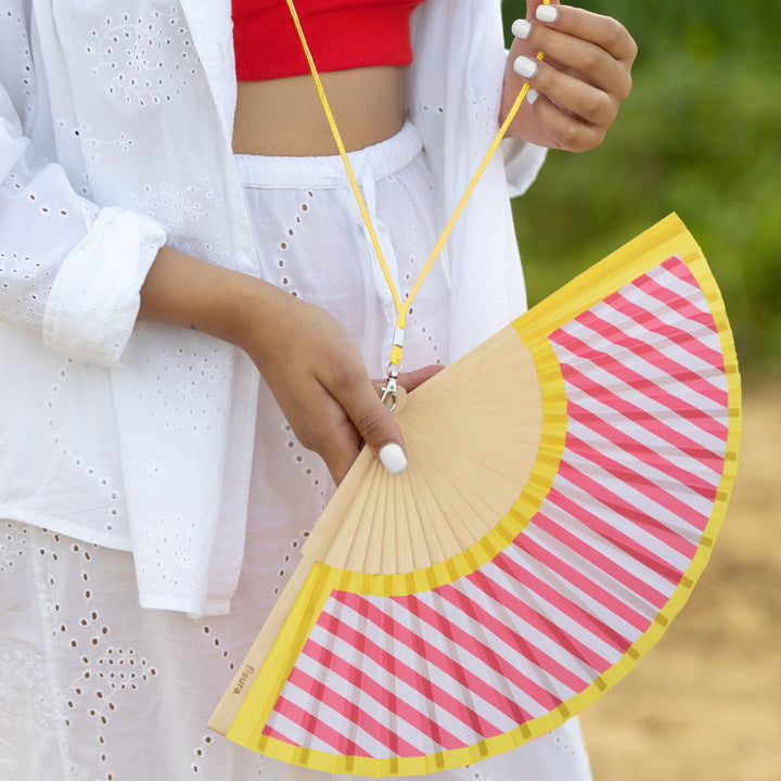 18 RAZONES  ABANICO RAYAS AMARILLO Y ROSADO