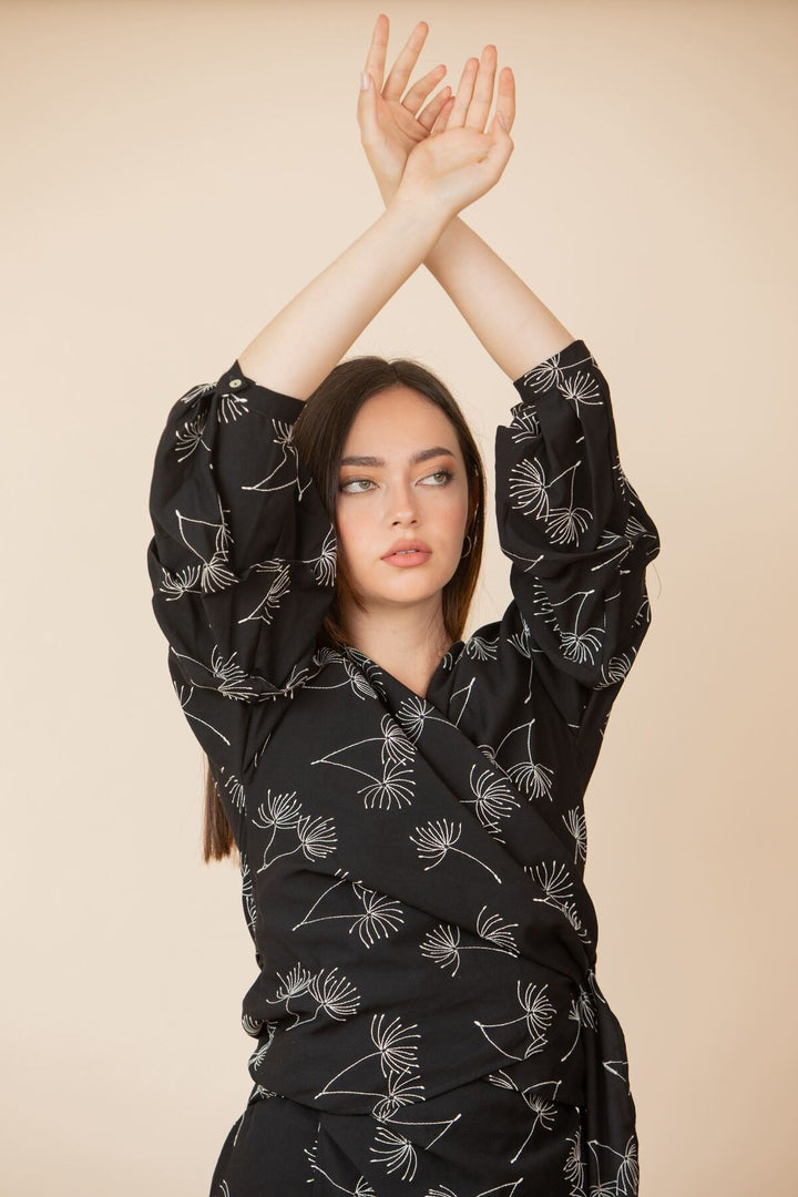 ULLA ULLA BLUSA LYCHE NEGRA TALLA UNICA
