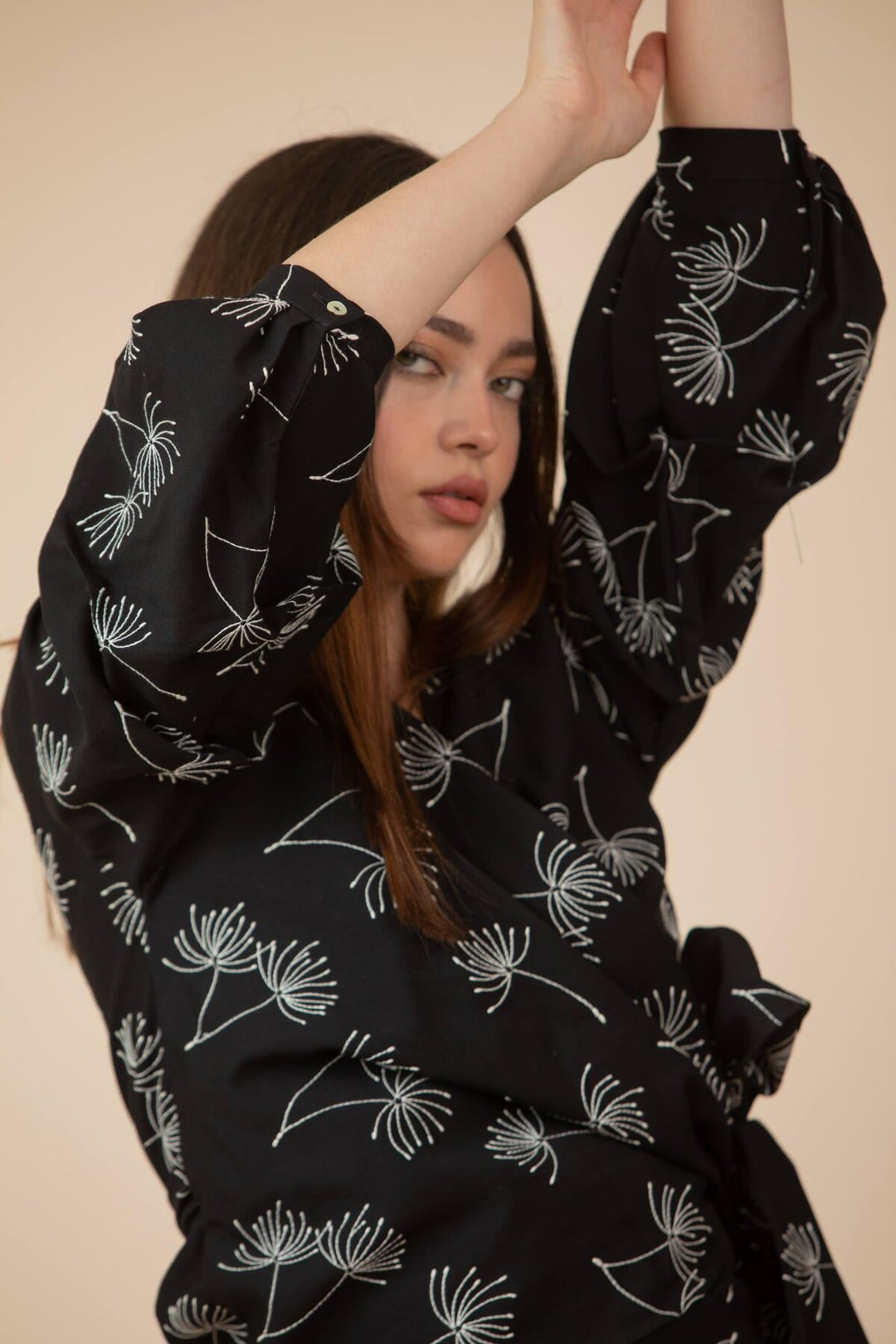 ULLA ULLA BLUSA LYCHE NEGRA TALLA UNICA