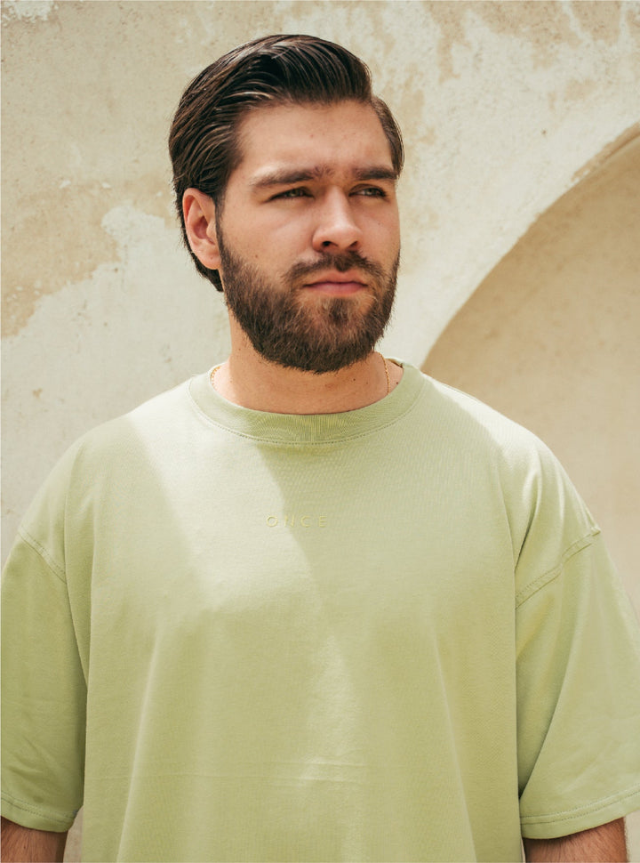 ONCE CAMISETA OVERSIZE UNISEX - MATCHA SOLID