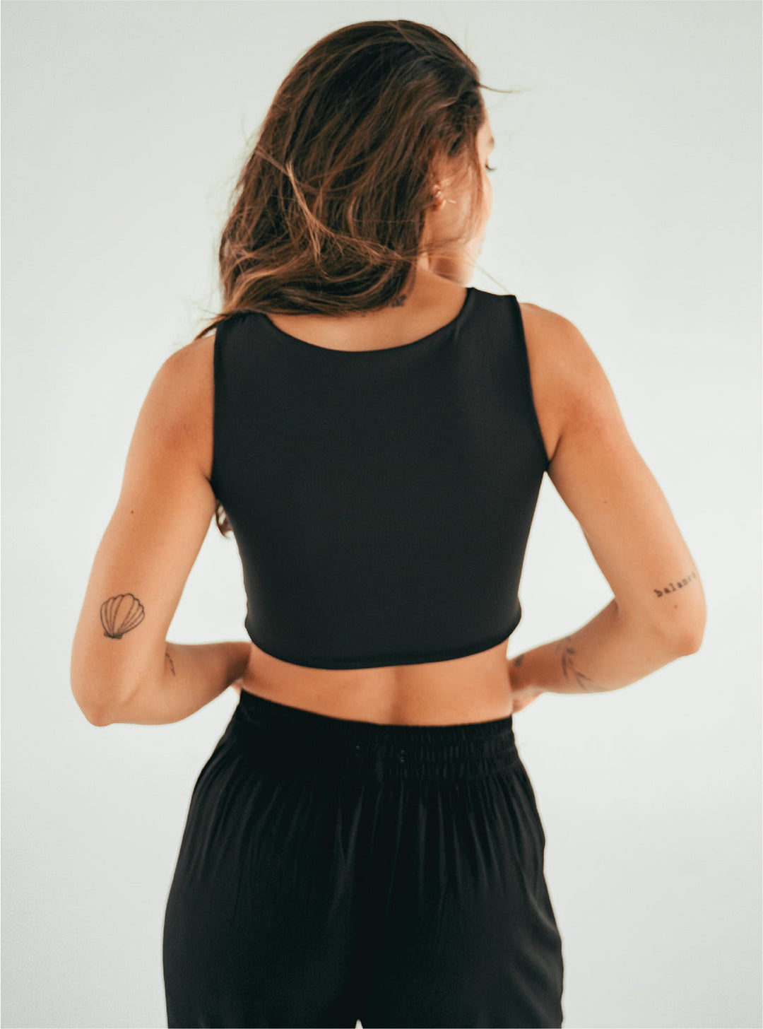 ONCE CROP TOP SOFT - BLACK