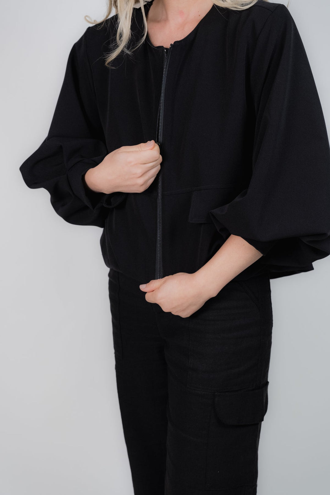 ULLA ULLA CHAQUETA BOMBY NEGRA TALLA UNICA
