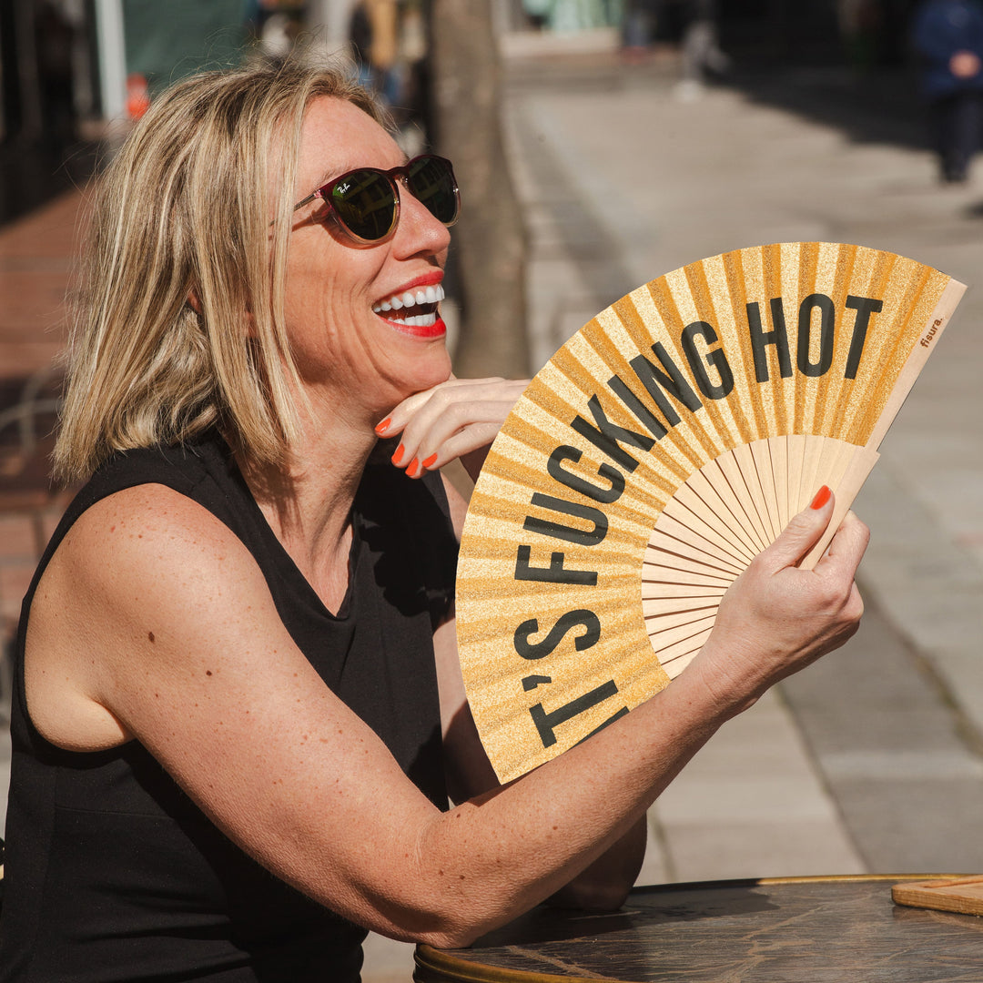 18 RAZONES  ABANICO IT´S FUCKING HOT - GLITTER DORADO