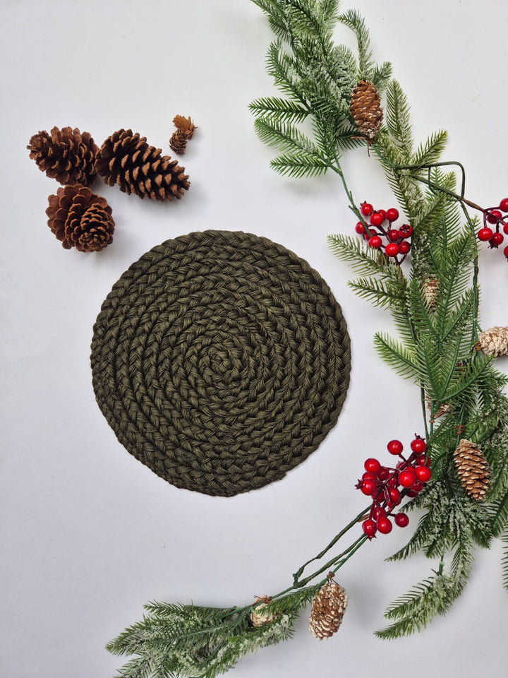 NATIVA DISEÑO INDIVIDUALES TRENZA SET X6 COLOR NATURAL CON PORTAVASOS