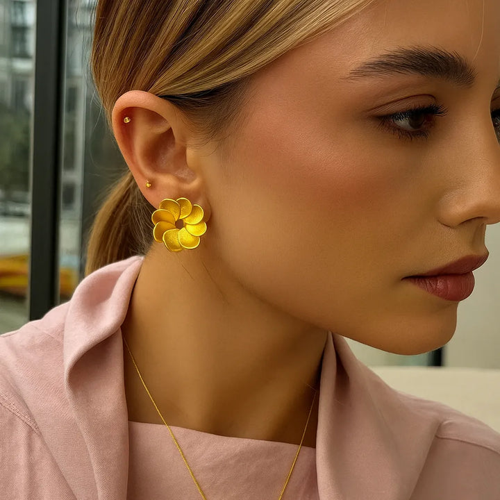 MARCELA RODRIGUEZ TOPO POMPONERO DORADO Y O PLATA