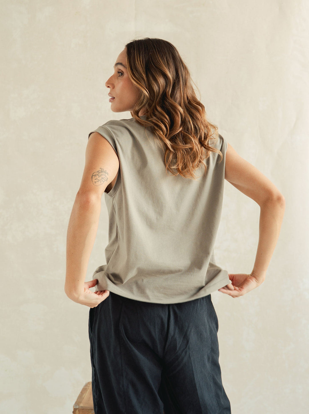 ONCE MUSCLE TEE - SMOKE