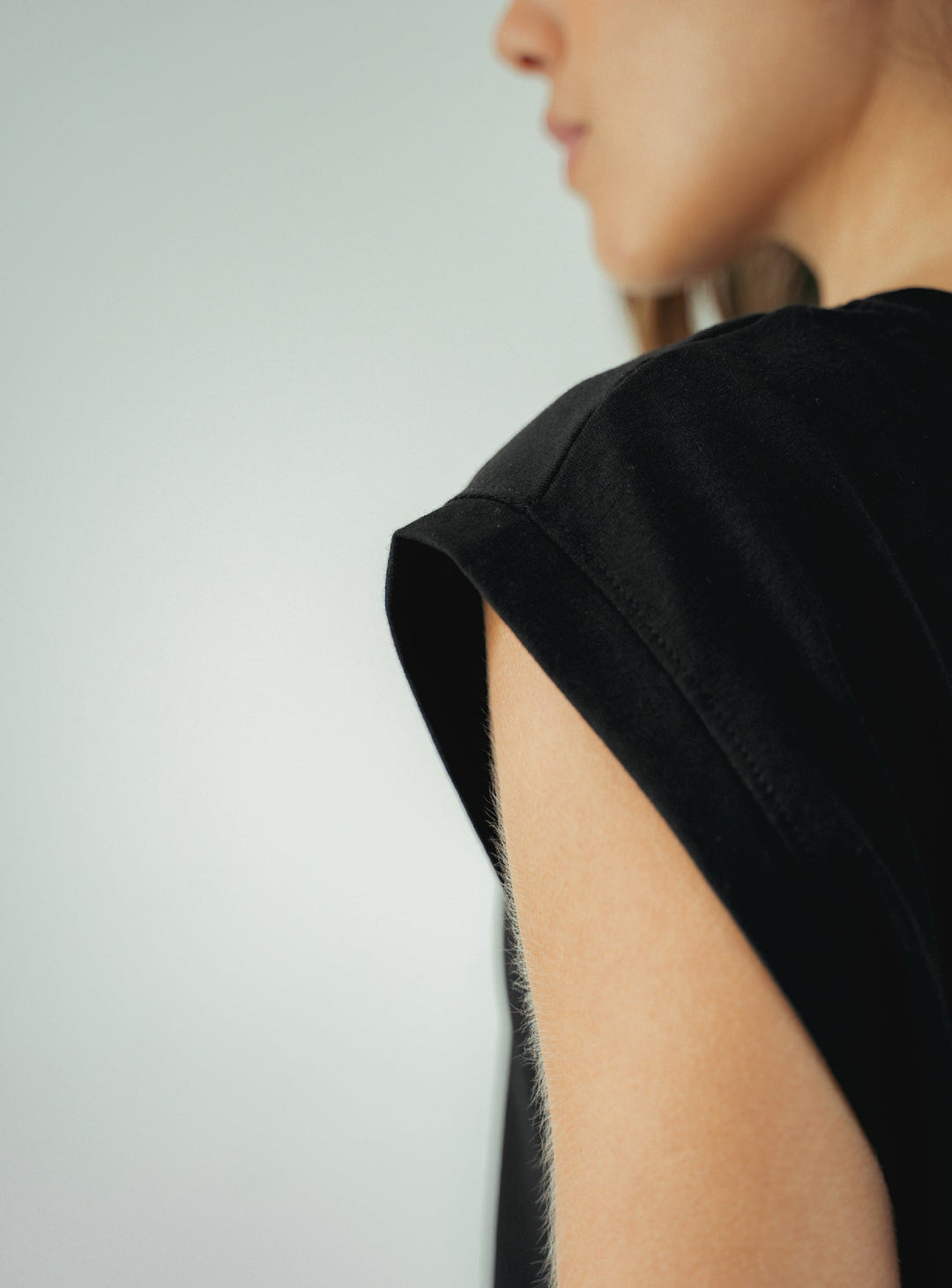 ONCE MUSCLE TEE - BLACK