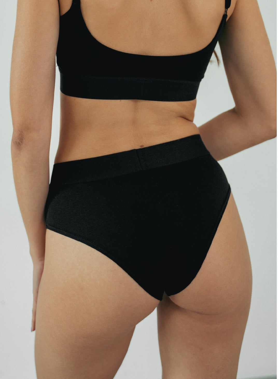 ONCE PANTY DAILY - BLACK