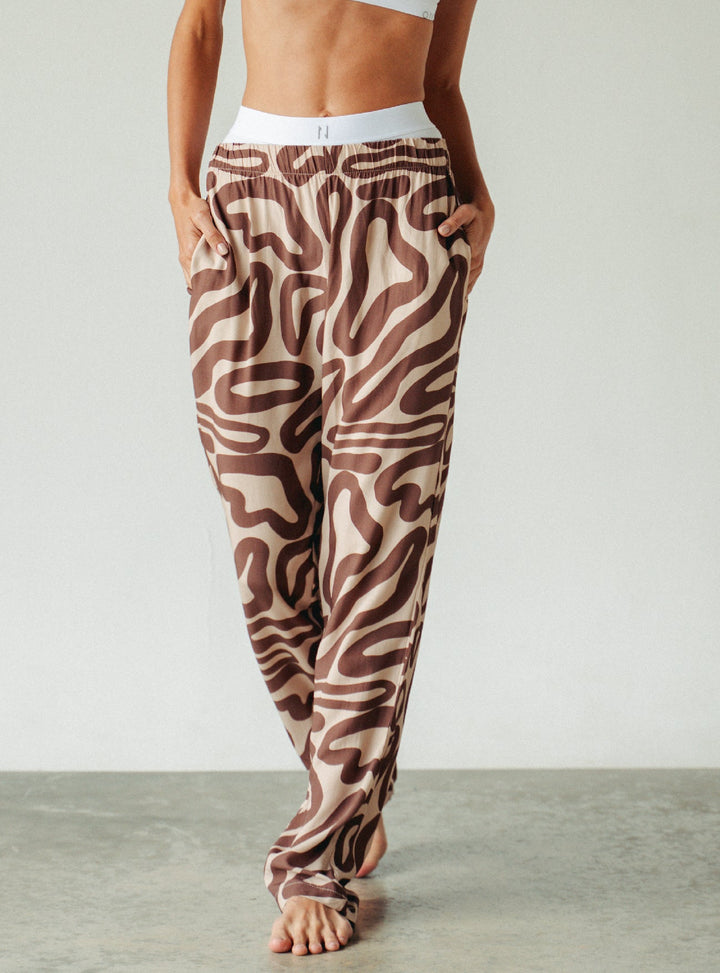 ONCE PANTALÓN BROWN