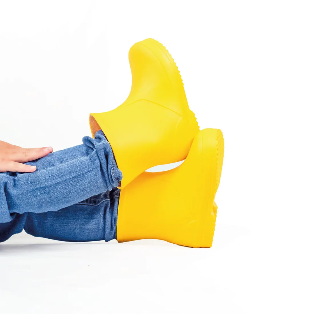 GRUPO PIESH BOTA CAÑA CORTA AMARILLO