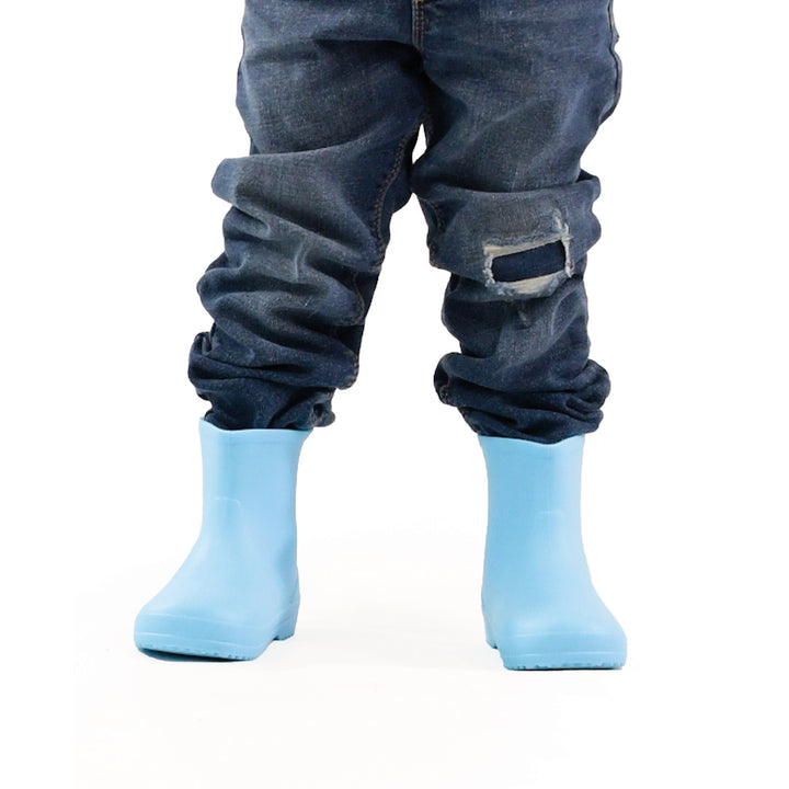 GRUPO PIESH BOTA CAÑA CORTA AZUL CELESTE