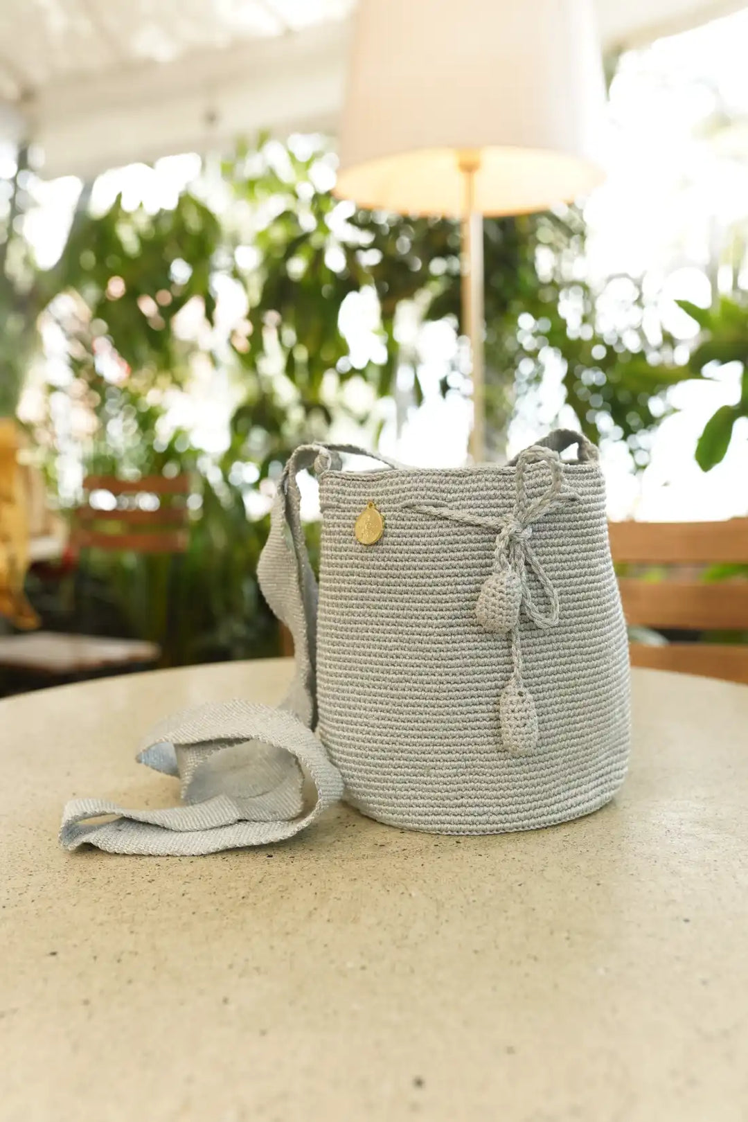 Pulaata Mochila Wayuu en hilo de seda plateado