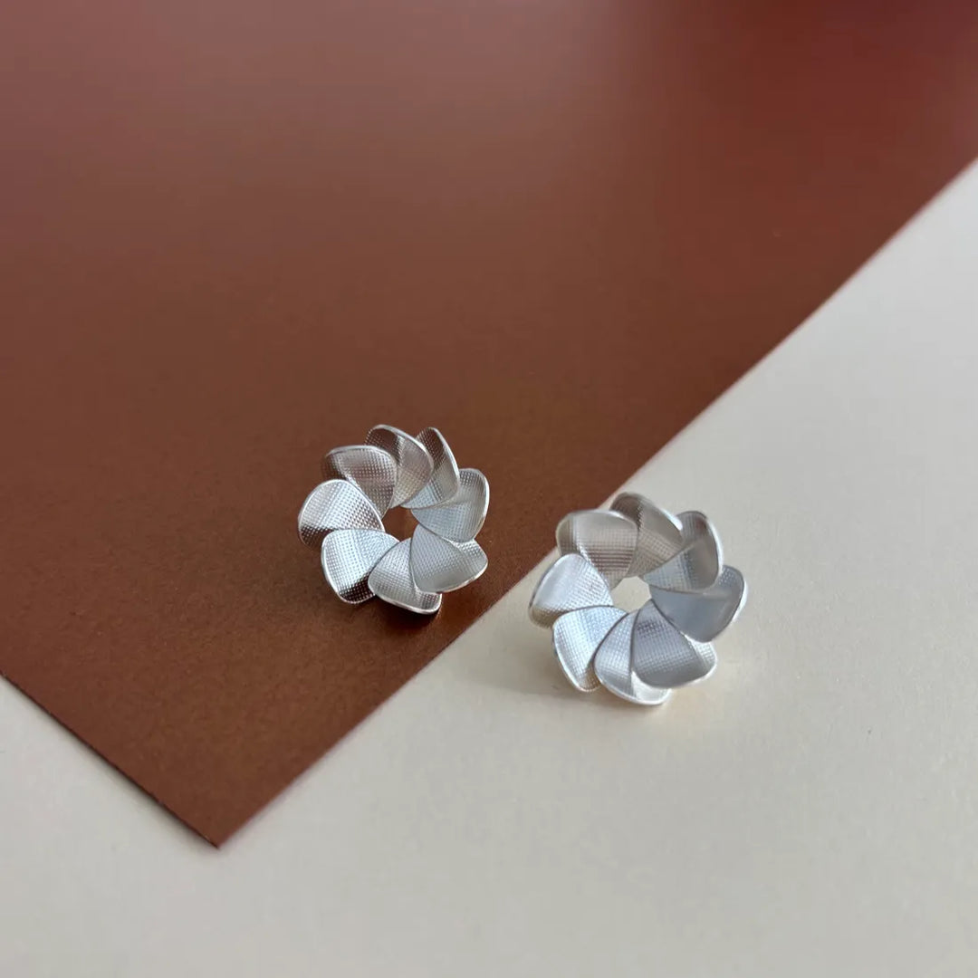 MARCELA RODRIGUEZ TOPO POMPONERO DORADO Y O PLATA