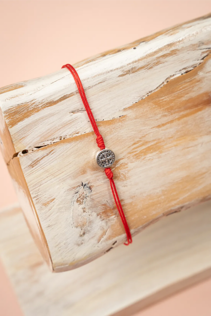 Pulsera doble hilo con San Benito