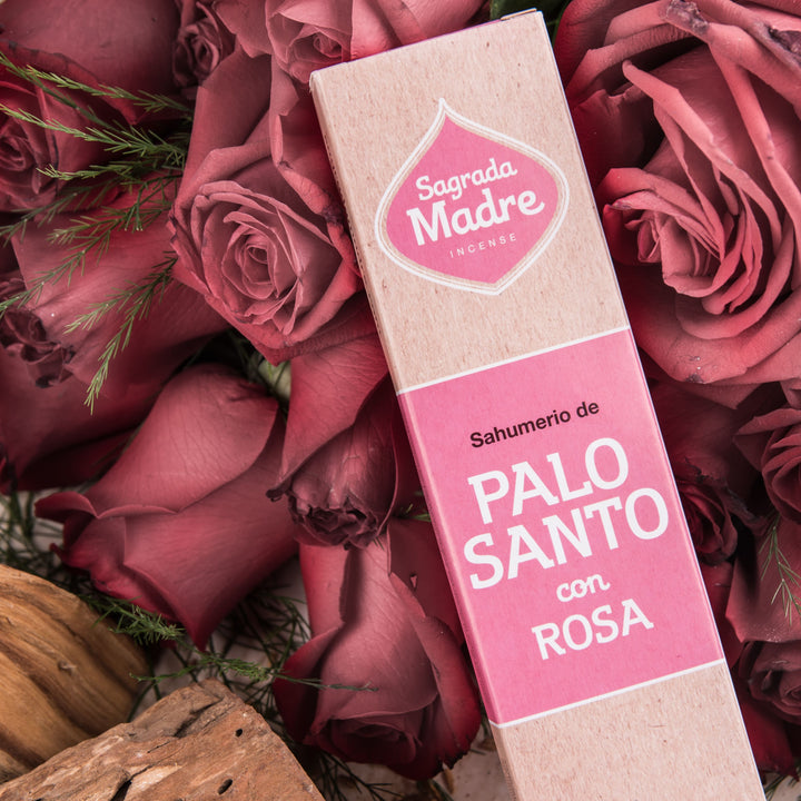 18 RAZONES INCIENSO 5920D PALO SANTO CON ROSAS
