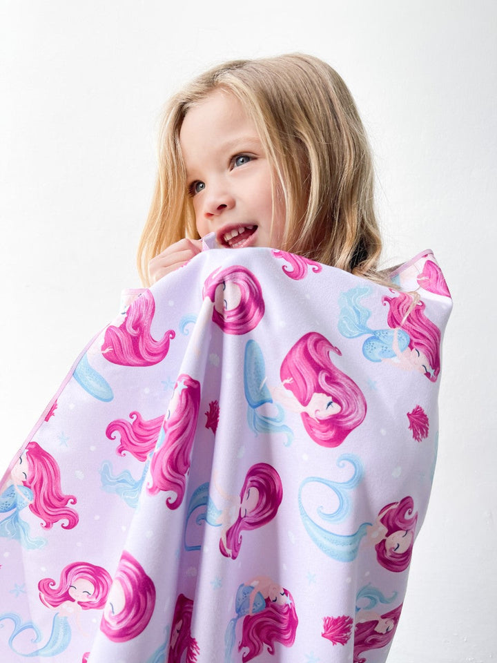 MANTTA TOALLA PLAYERA DE MICROFIBRA SIRENITA